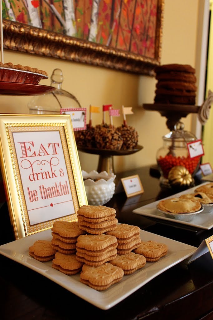 Thanksgiving Kids' Table Inspiration