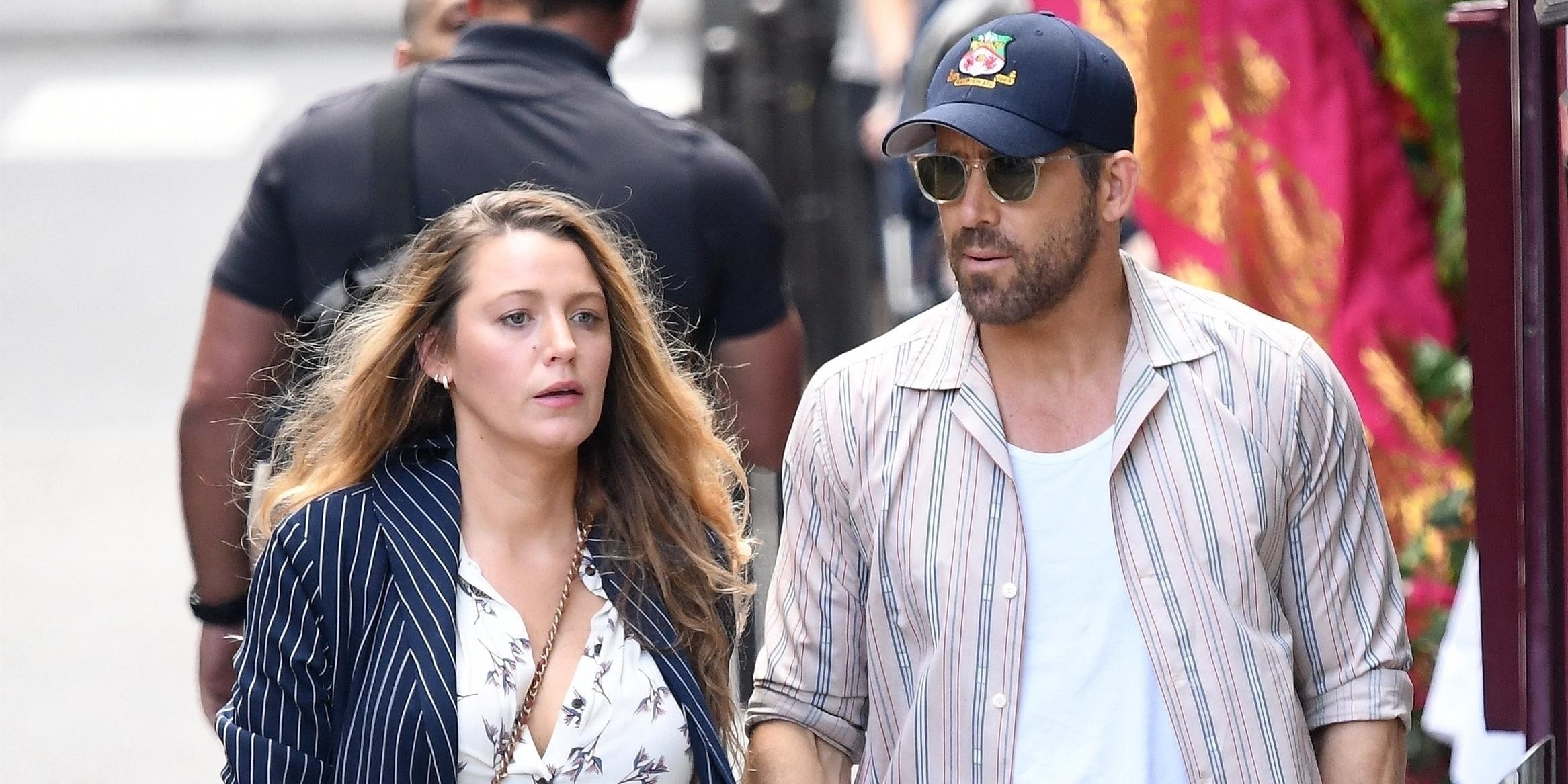 Blake Lively's White Floral Shirtdress With Ryan Reynolds - Vimarsana News