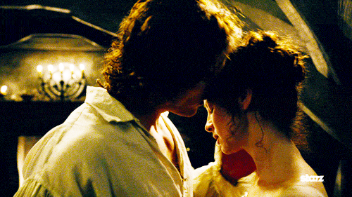 Outlander — Jamie And Claire Best Tv Kisses Popsugar Entertainment