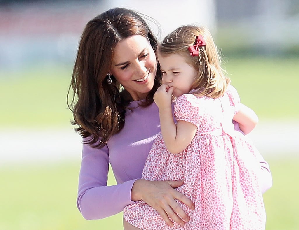 Kate Soothing Charlotte, 2017