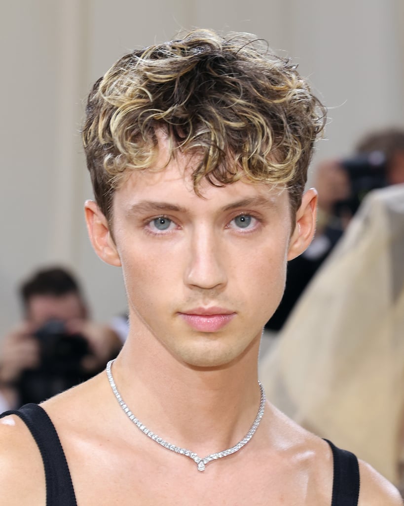 Troye Sivan's ALTU Dress at the Met Gala 2021