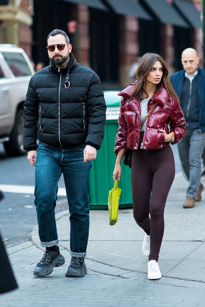 Emily Ratajkowski Wearing Leggings