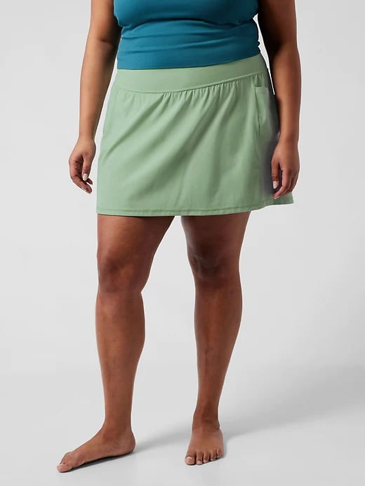 What's The Deal With Athleta Skorts? A Try-On & Review - The Mom Edit