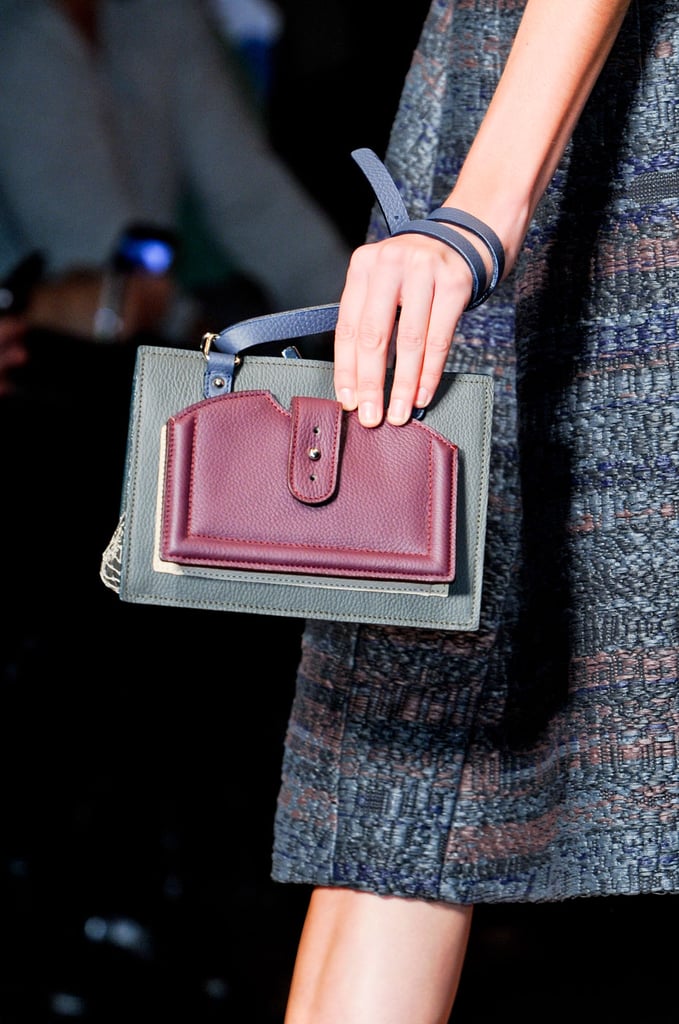 Carven
Carven