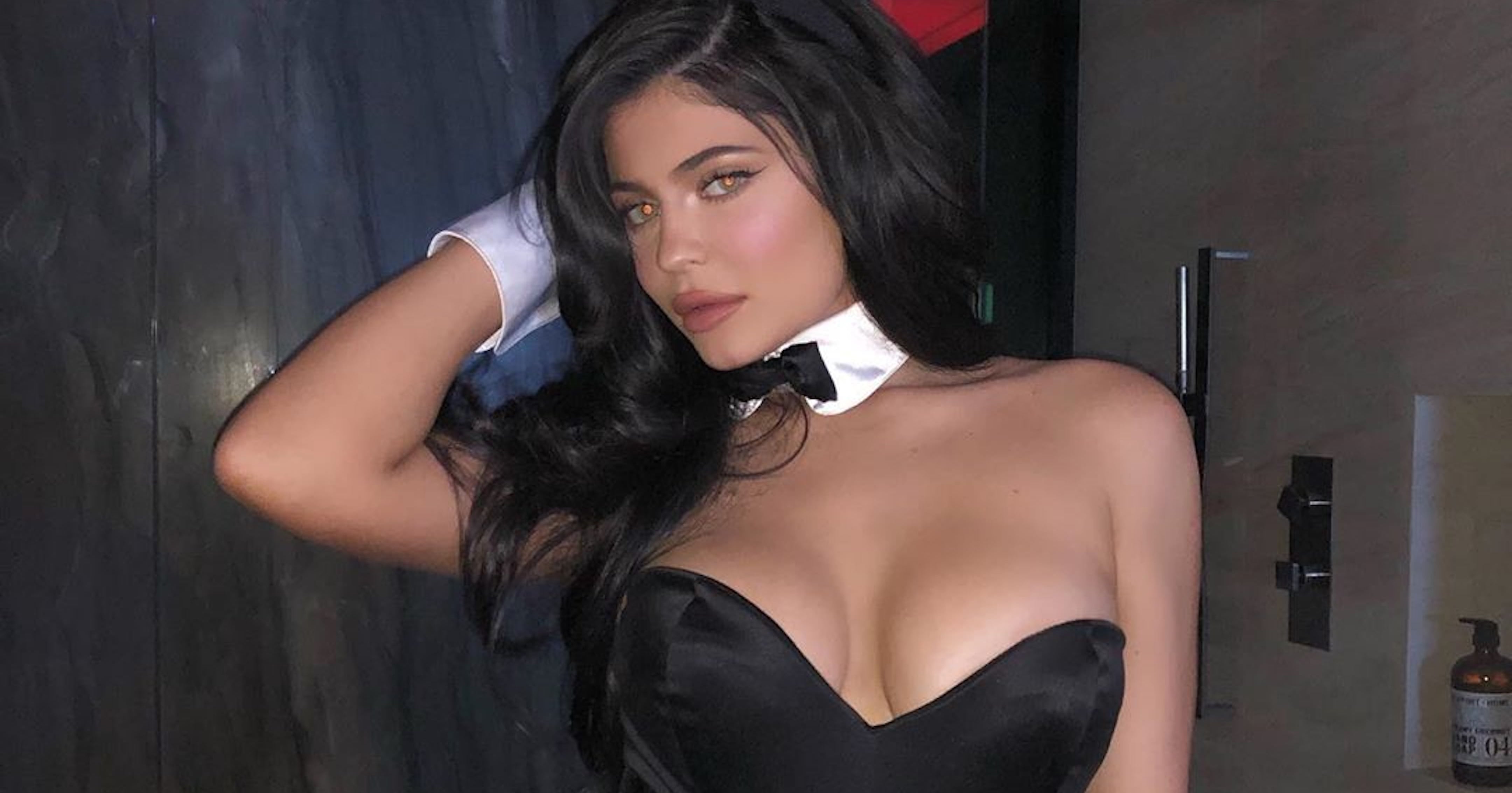 Kylie Jenner Planetsuzy