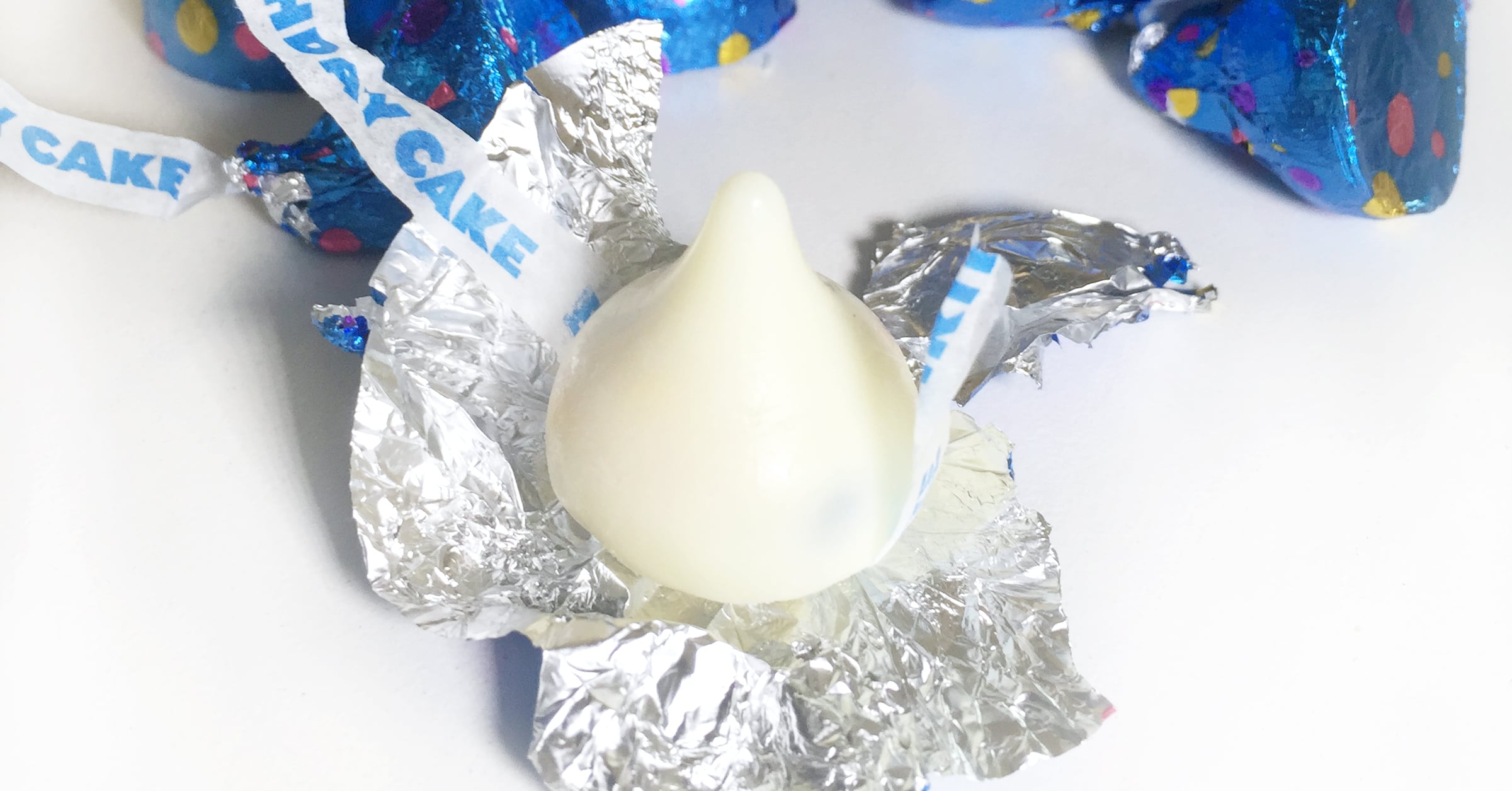 White shop chocolate kisses