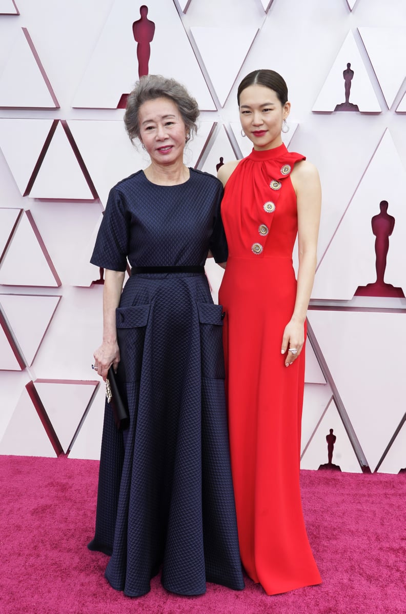 Youn Yuh-Jung and Han Ye-Ri at the 2021 Oscars