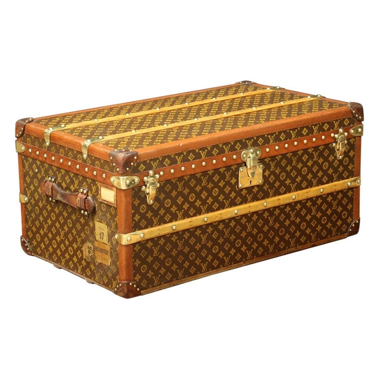 Monogram Louis Vuitton Trunk
