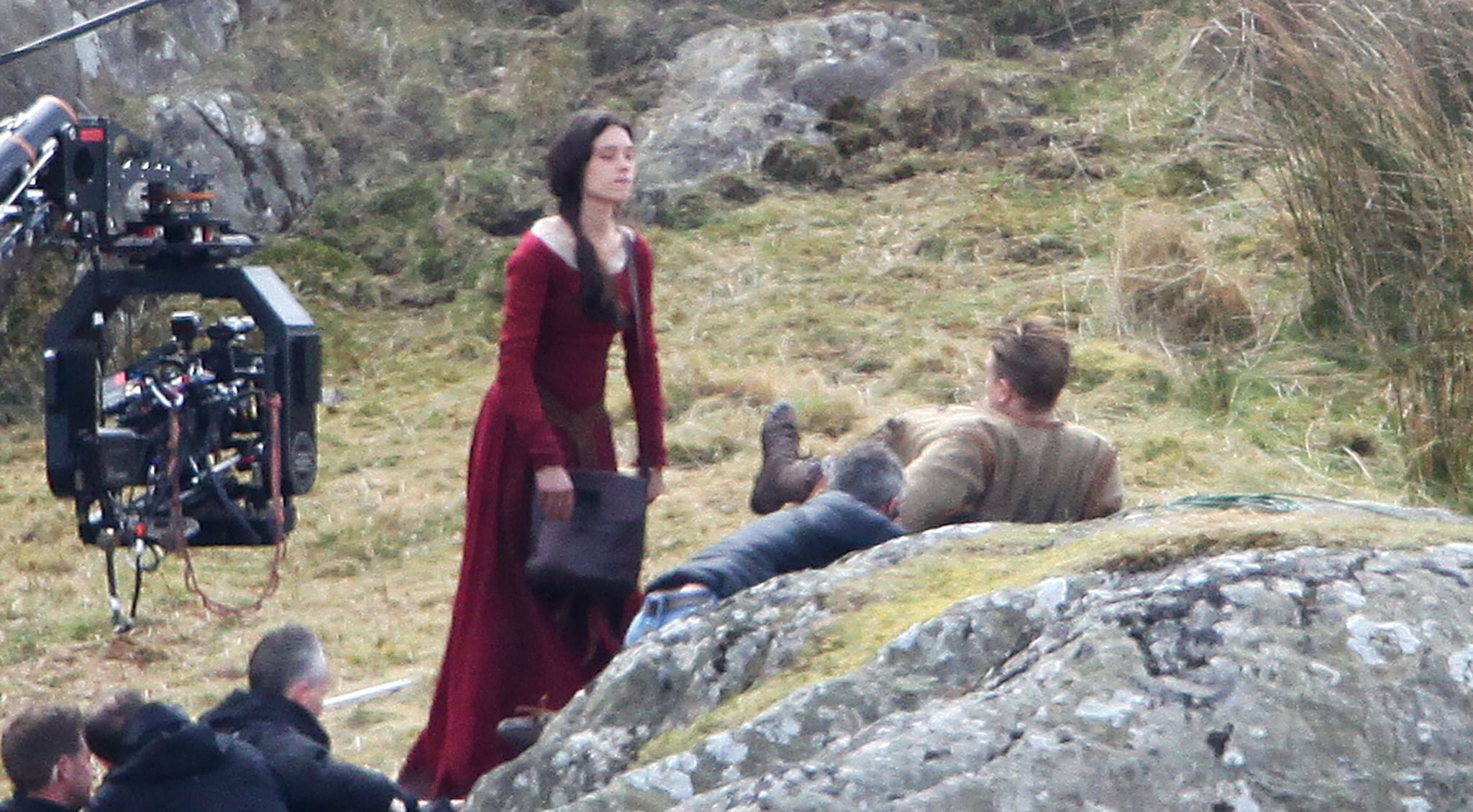 That S Astrid Berges Frisbey Who Plays Guinevere Charlie Hunnam Wields A Giant Sword On The Set Of Knights Of The Roundtable Popsugar Entertainment Photo 6