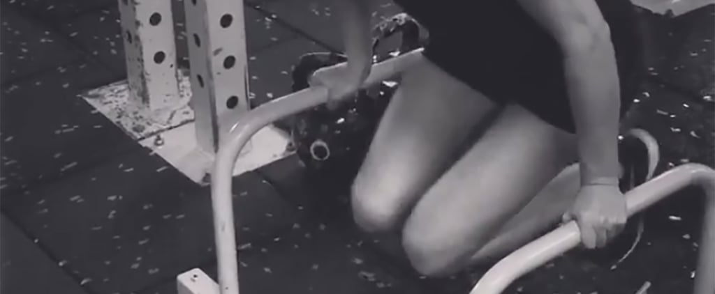 Ellie Goulding Core Exercise on Instagram