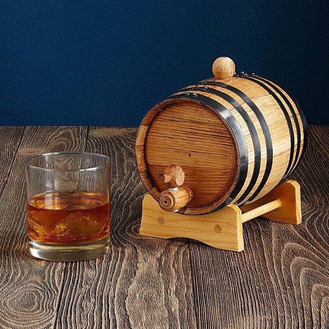 For Dark Liquor-Lovers: Whiskey and Rum Making Kit