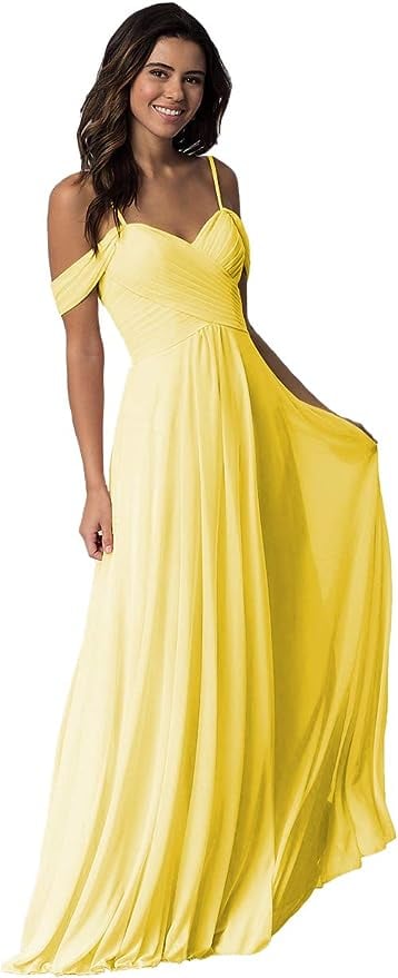 苗露肩的黄色连衣裙