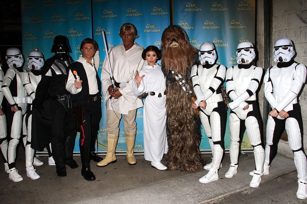 Kelly Ripa and Michael Strahan Halloween Costumes 2015