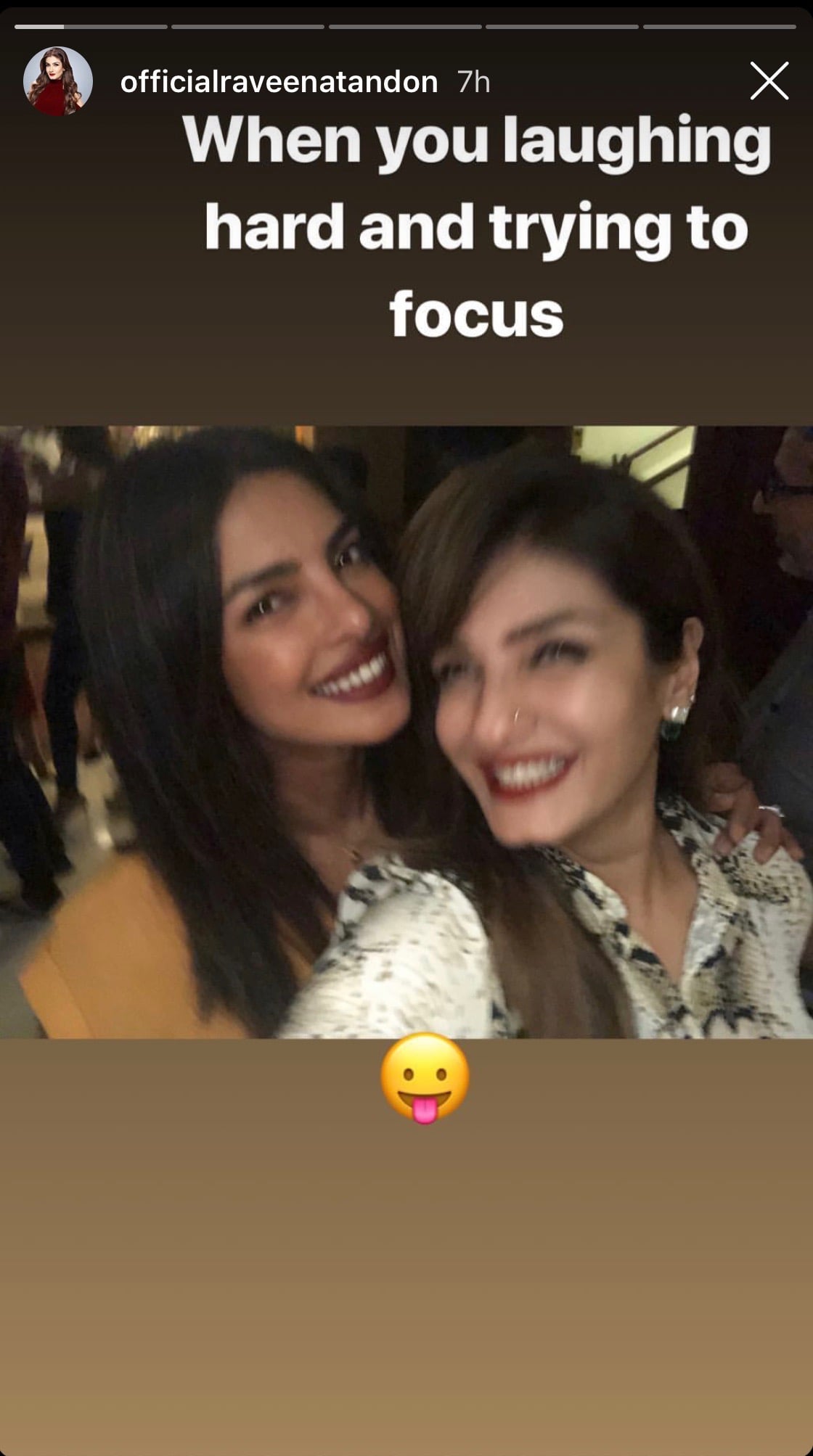 Priyanka Chopra Reveals Engagement Ring August 2018 Popsugar Celebrity Priyanka chopra gives us a peek at her engagement ring given by nick jonas in her pictures with raveena tandon at manish malhotra's party. priyanka chopra reveals engagement ring