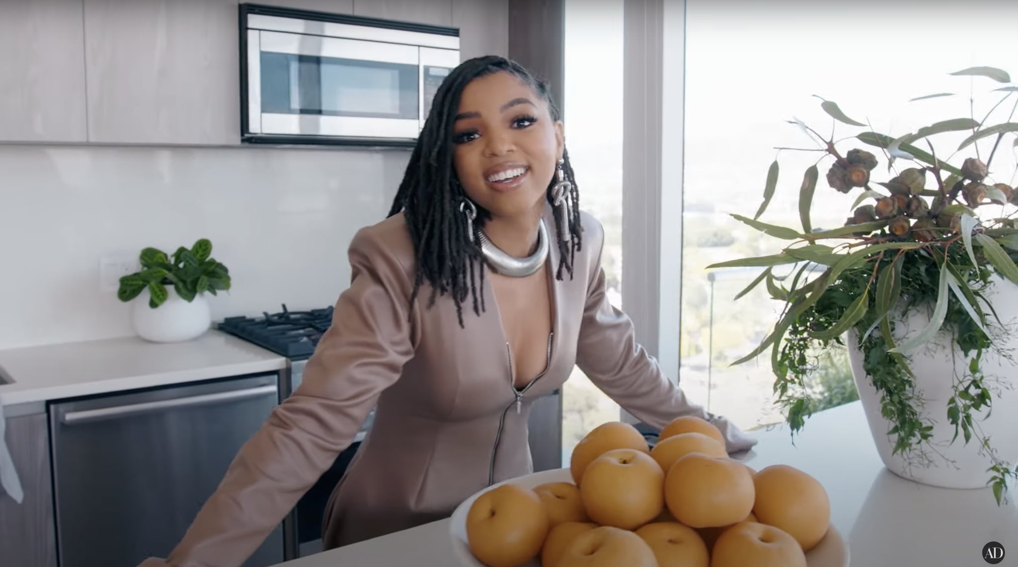 Chloe Bailey Gives a Tour of Her Chic Los Angeles Apartment | POPSUGAR Home  UK