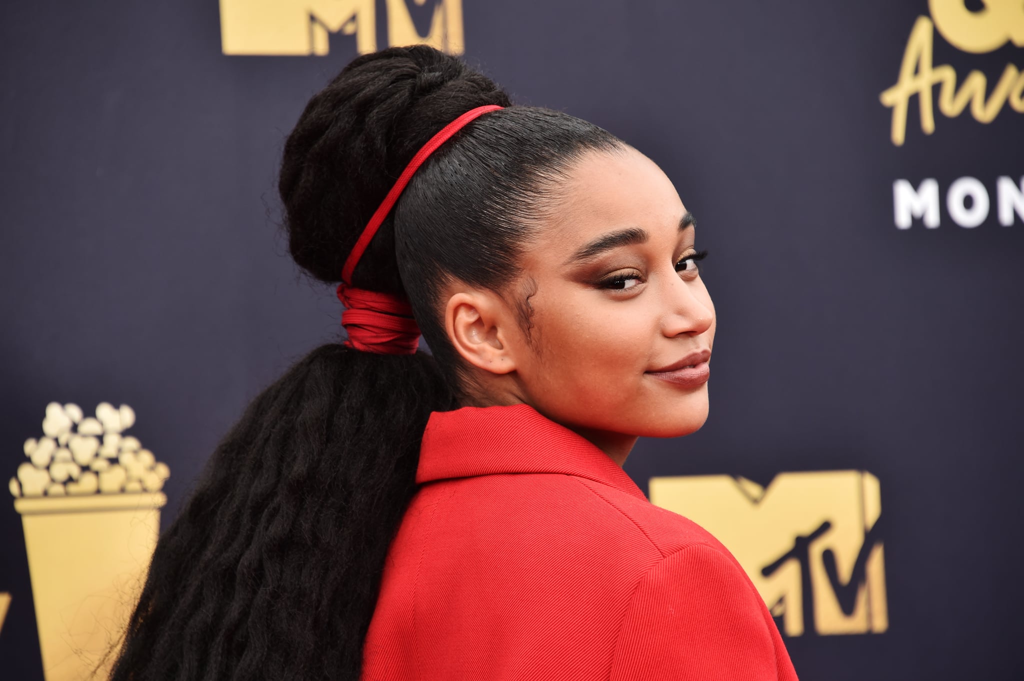 SANTA MONICA, CA - JUNE 16:  Actor Amandla Stenberg attends the 2018 MTV Movie And TV Awards at Barker Hangar on June 16, 2018 in Santa Monica, California.  (Photo by Alberto E. Rodriguez/Getty Images for MTV)