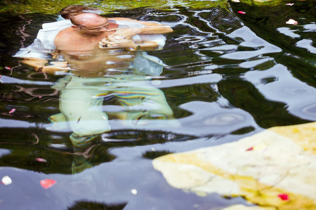 Underwater Trash-the-Wedding-Dress Shoot