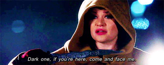 It all starts when Belle summons the Dark One to help her family.