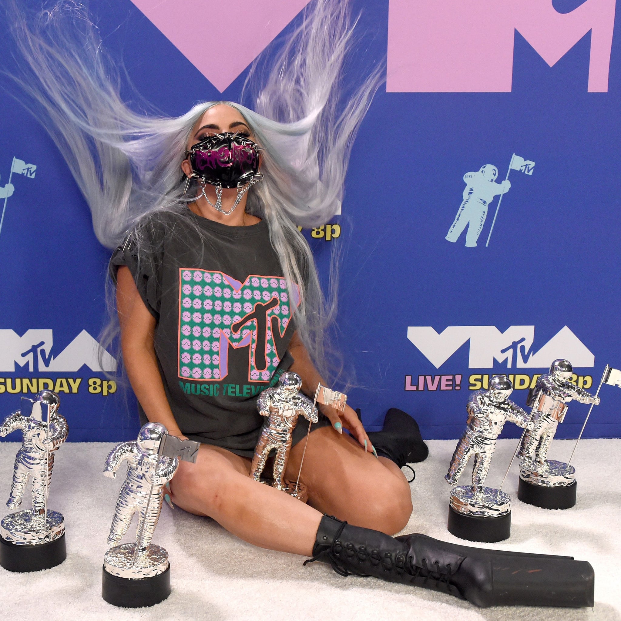 Enjoy These Photos Of Lady Gaga And Her 5 Mtv Vmas Trophies Popsugar Celebrity