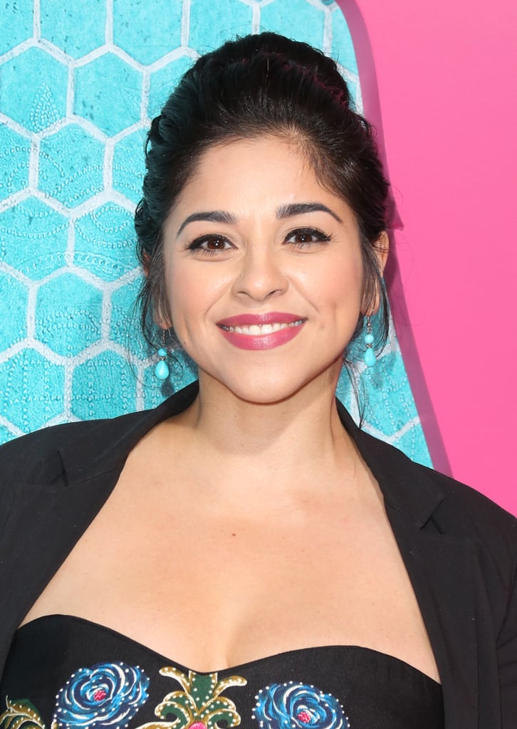 Noemi Gonzalez as Suzette Quintanilla