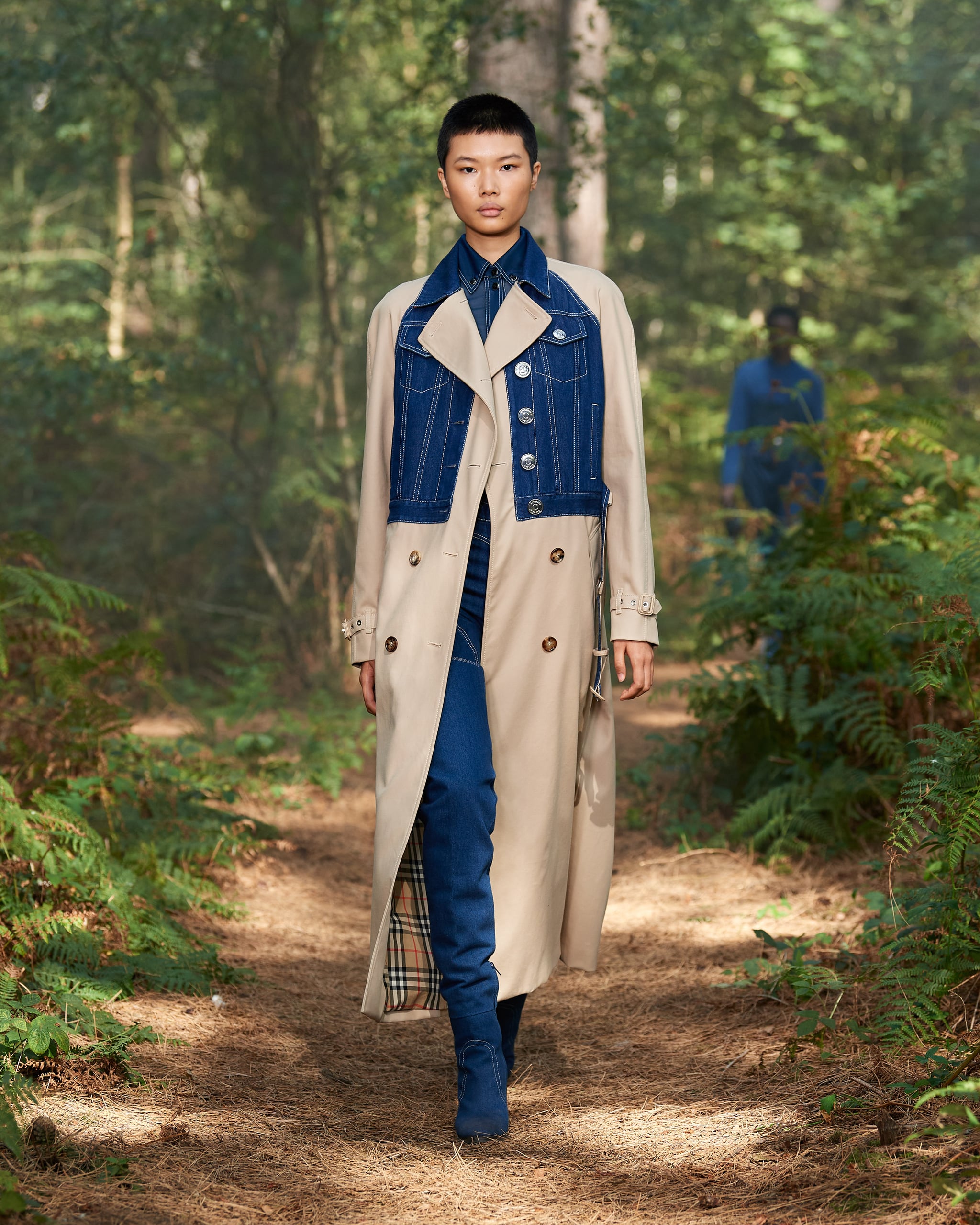 Burberry Spring/Summer 2021 Fashion Show Review and Photos | POPSUGAR  Fashion