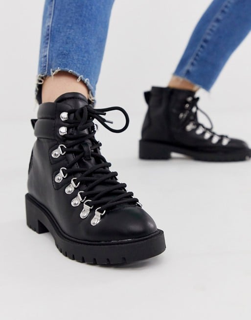 New Look Hiker Boots in Black