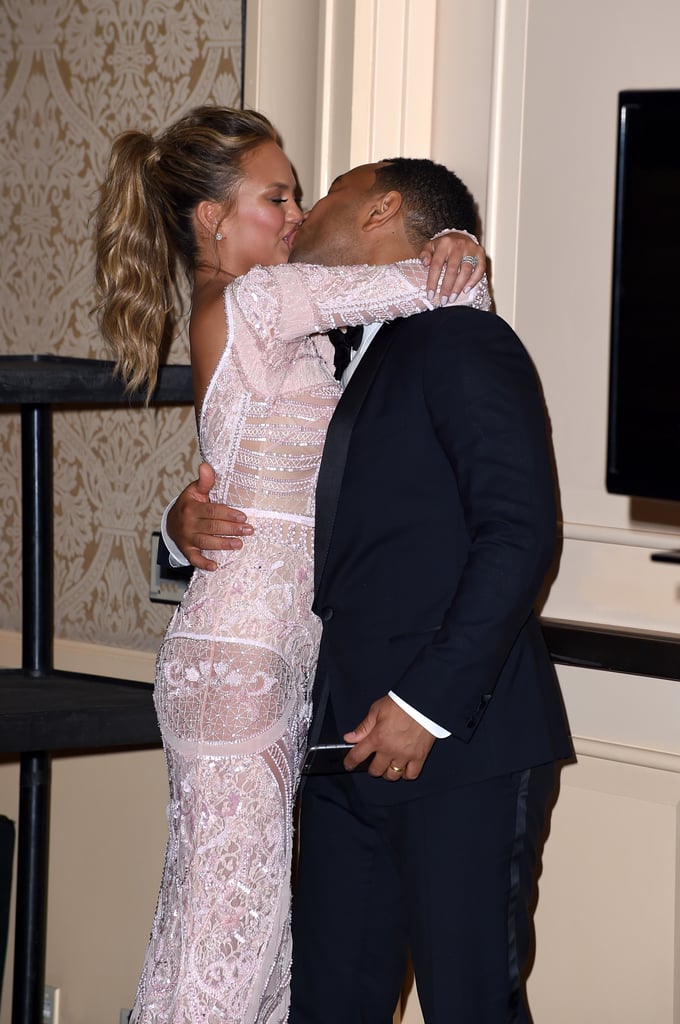 Chrissy Teigen's Golden Globes Cry Face | GIF and Pictures