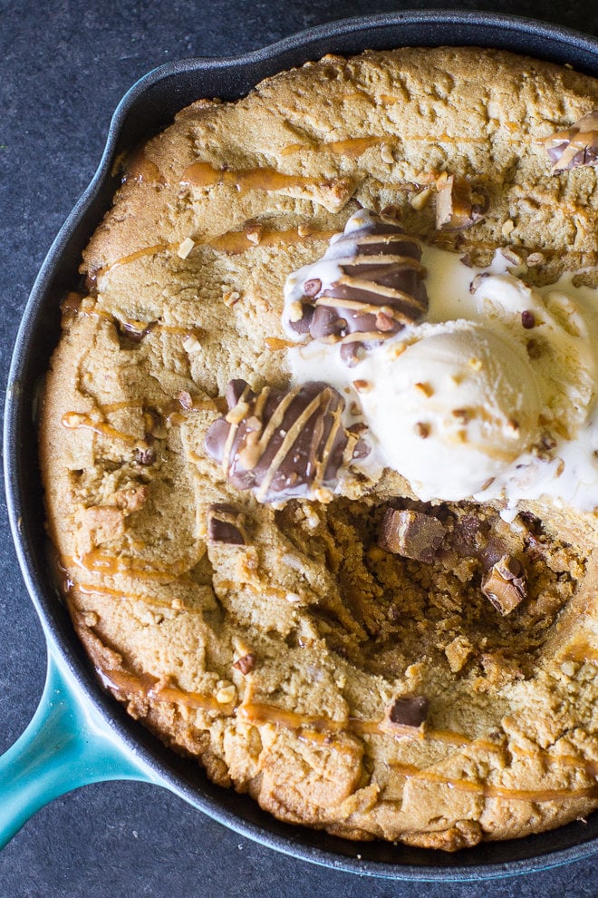 Peanut Butter Cookie Pizza