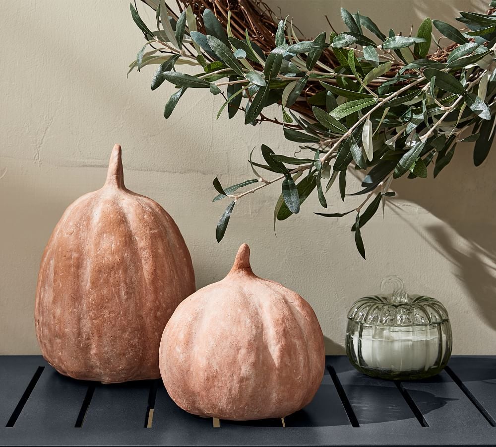 For a Natural Aesthetic: Terra Cotta Pumpkin