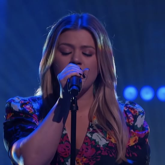 Watch Kelly Clarkson Cover Selena's "Dreaming of You"