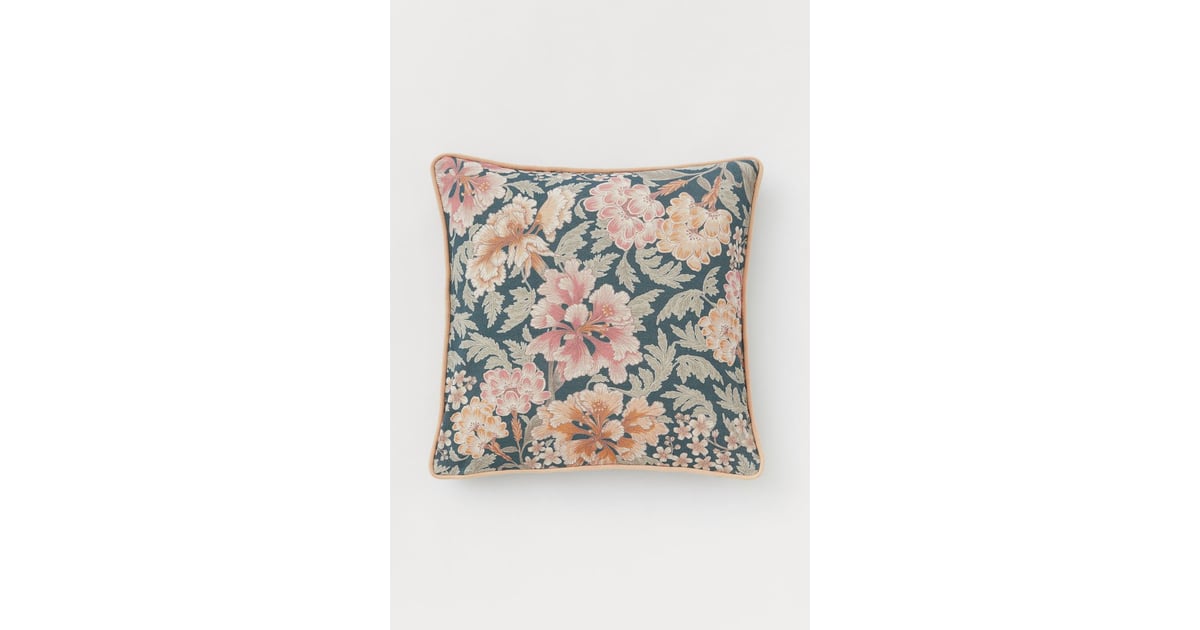 H&M Patterned Cushion Cover The Best Autumn HomeDecor Pieces From H