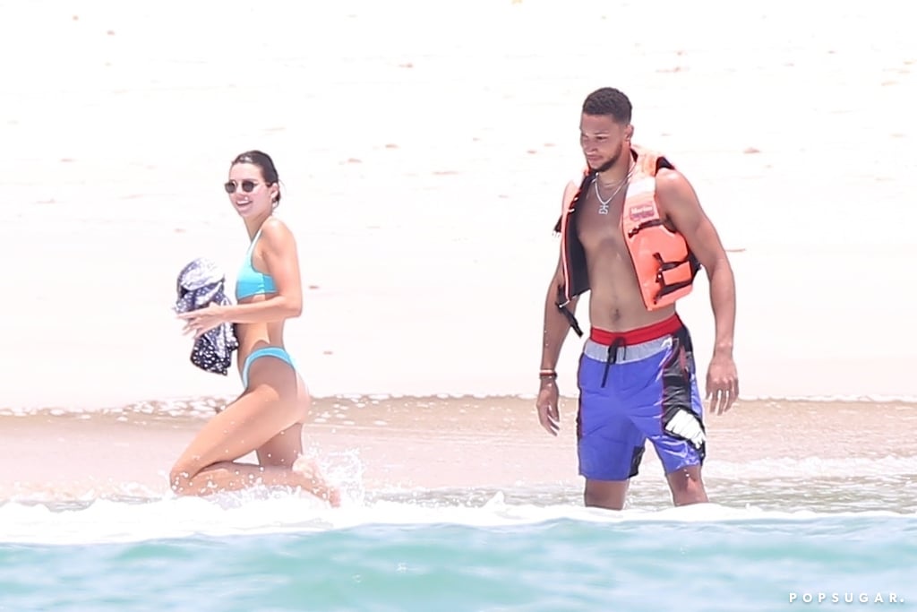 Khloé Kardashian and Kendall Jenner in Mexico August 2018