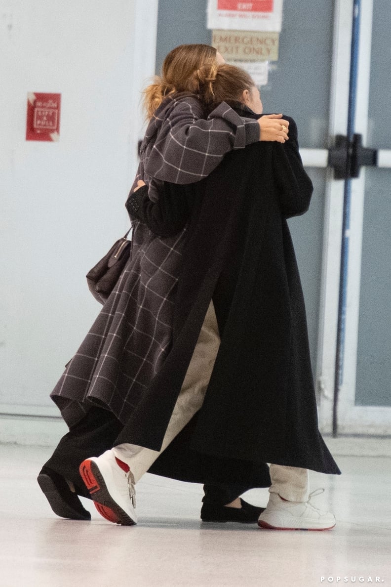 Mary-Kate and Ashley Olsen at JFK Airport