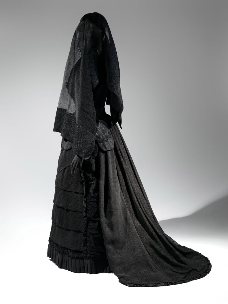 Death Becomes Her: A Century of Mourning Attire