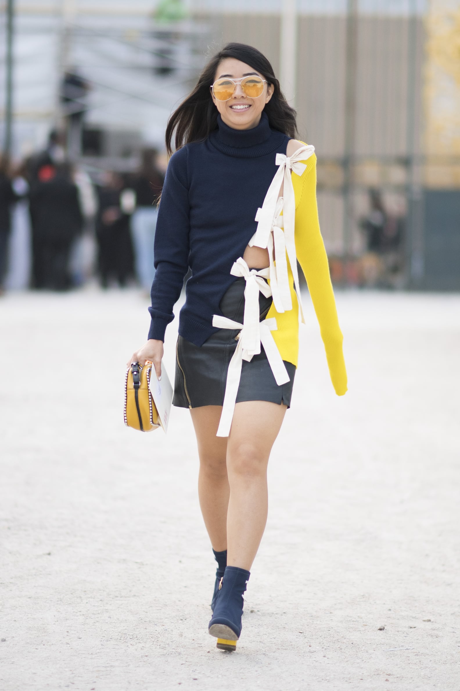 Street Style Stars Wearing the Same Clothes at Fashion Week | PS Fashion