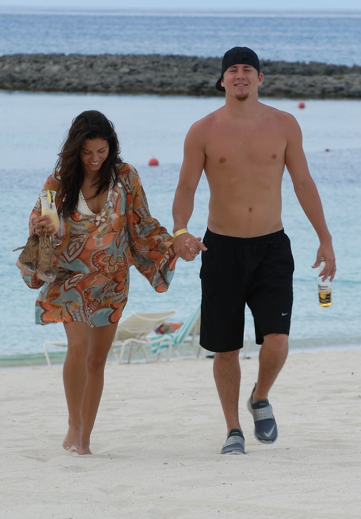 Channing went shirtless to hit the beach with Jenna in July 2007 ...