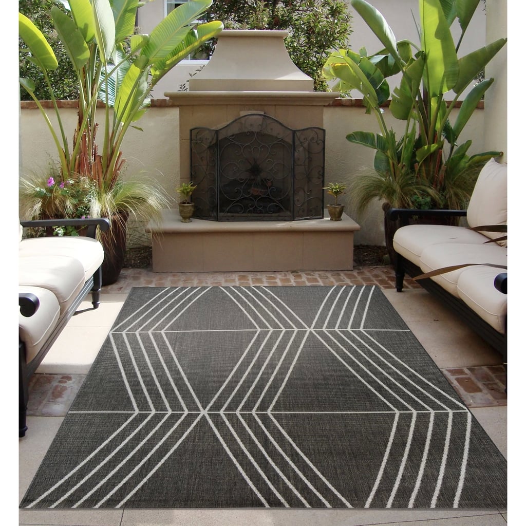 Tilt Outdoor Rug