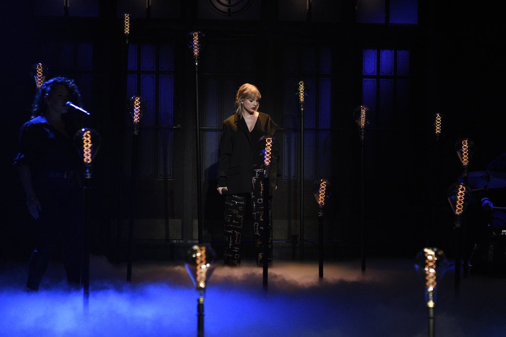 Taylor Swift Performs "False God" on Saturday Night Live