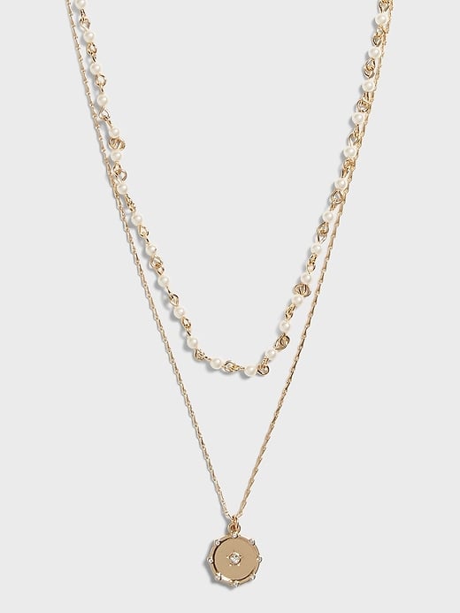 Banana Republic Pearl Pendant Layer Necklace