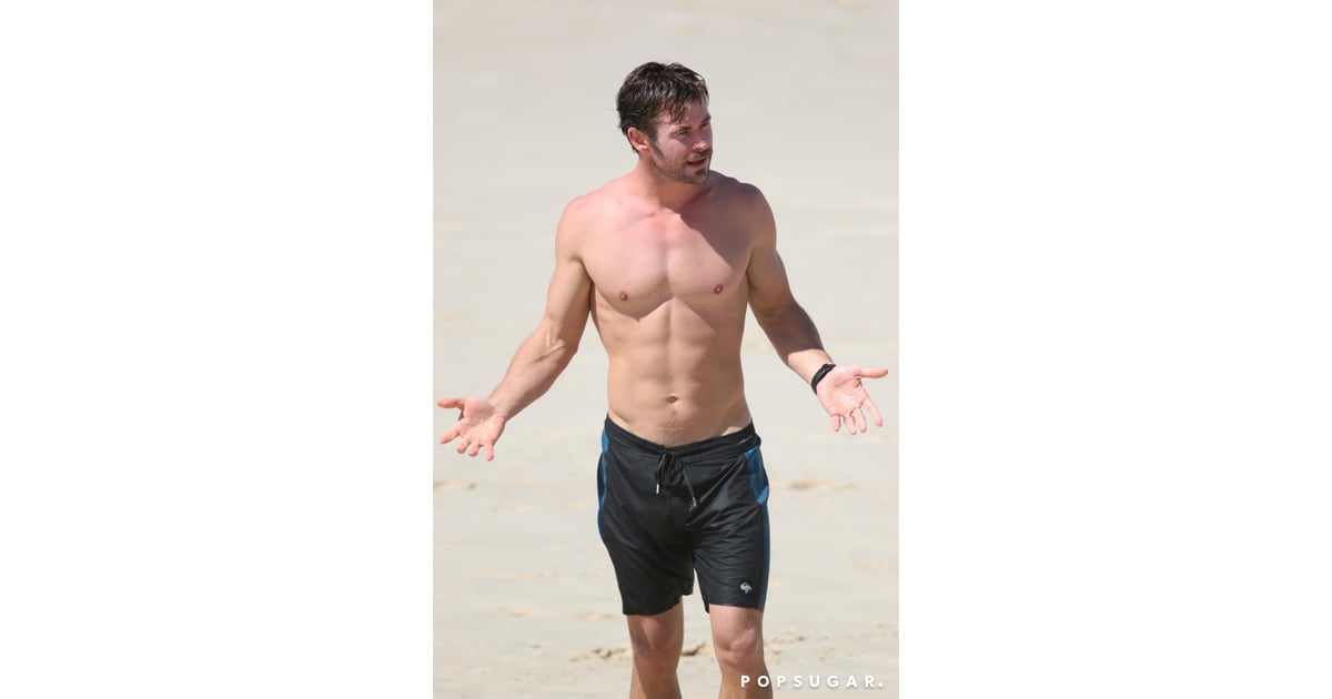Chris Hemsworth Shirtless Pictures In Australia April 2018 Popsugar Celebrity Photo 21 2451