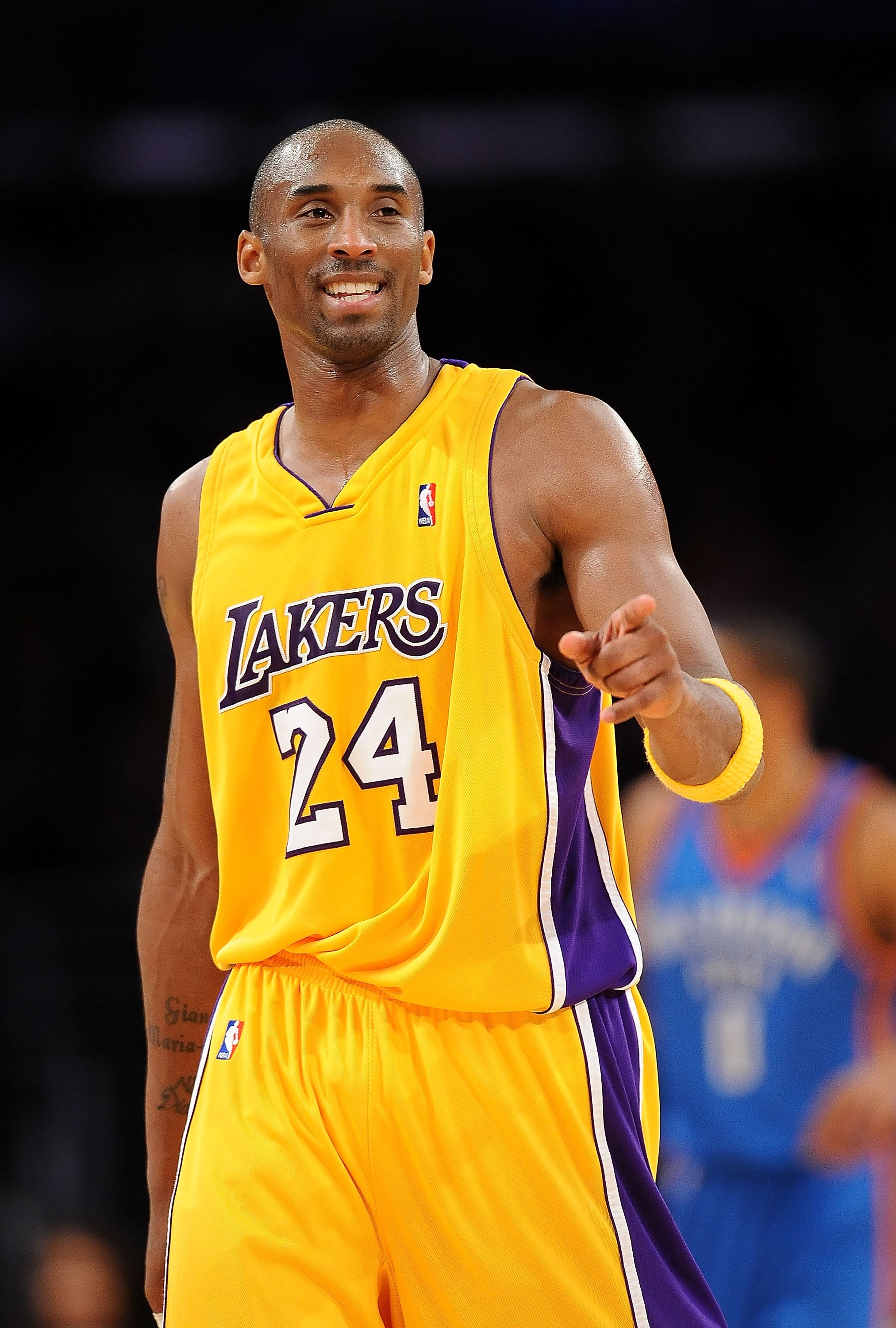 Photo of Kobe Bryant with his new team outfit during San Antonio