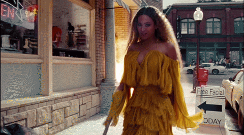 Lemonade's "Hold Up" Beyoncé