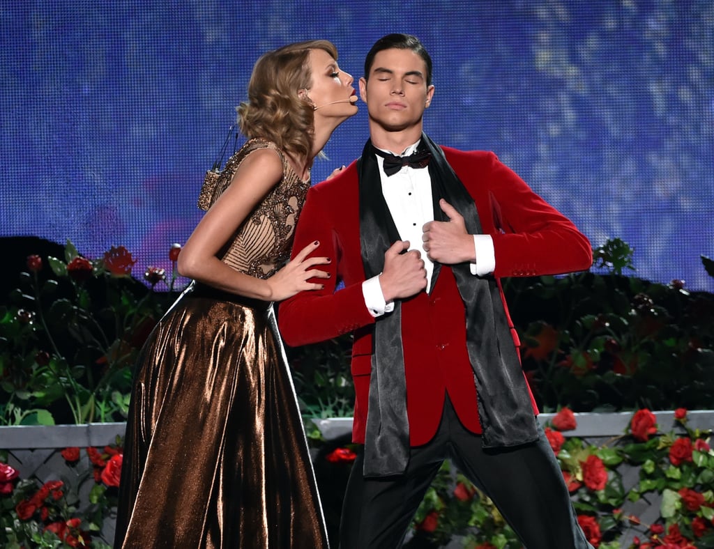 Taylor Swift at the American Music Awards 2014 | Photos