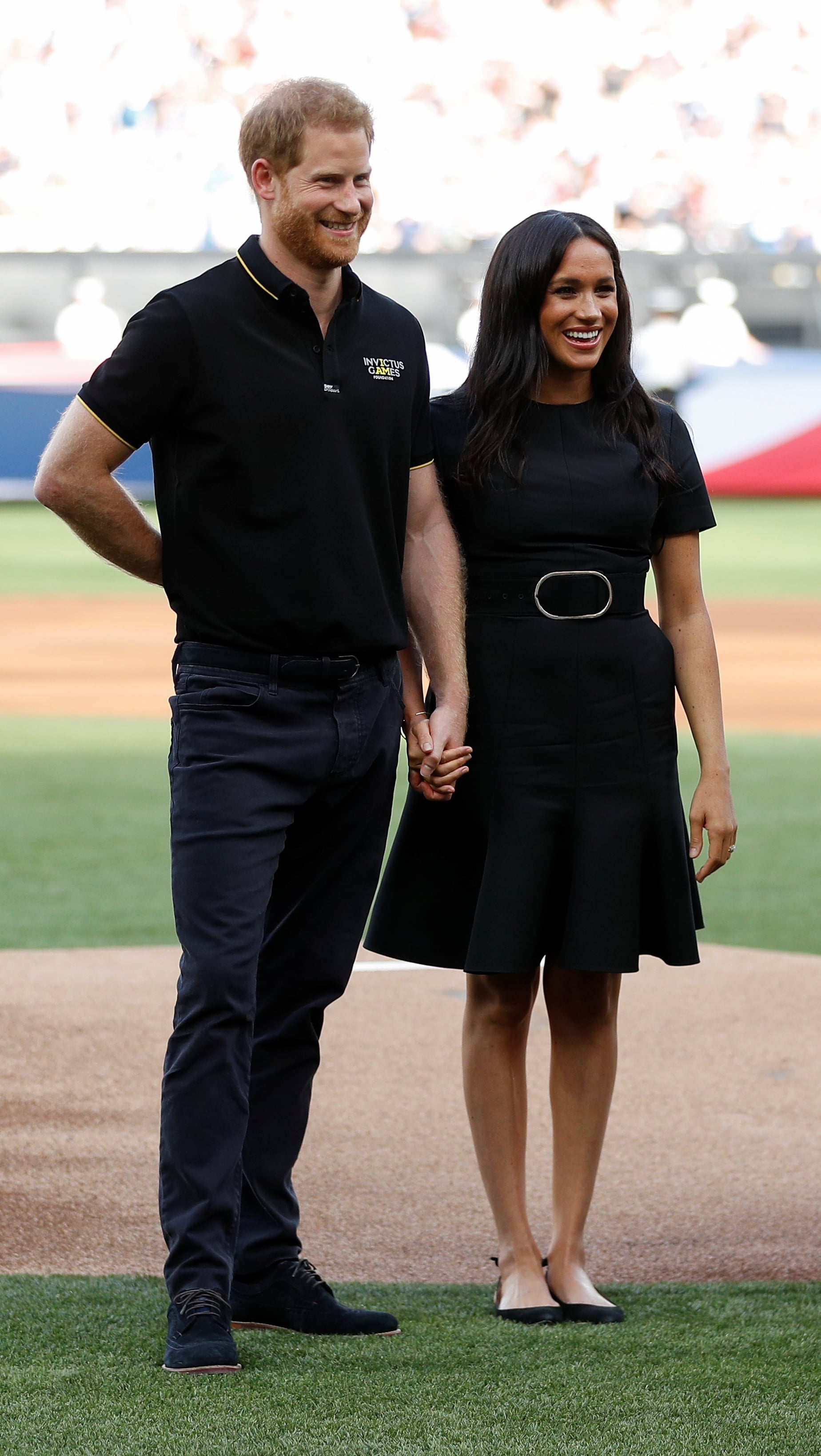 Notebook linear Odds Meghan Markle Black Belted Dress at Baseball Game | POPSUGAR Fashion