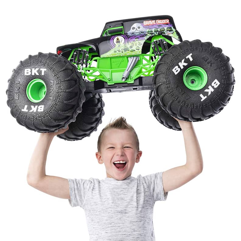 Meccano Junior, Official Monster Jam Grave Digger Monster Truck STEM Model  Building Kit with Pull-back Motor, Kids Toys for Ages 5 and up