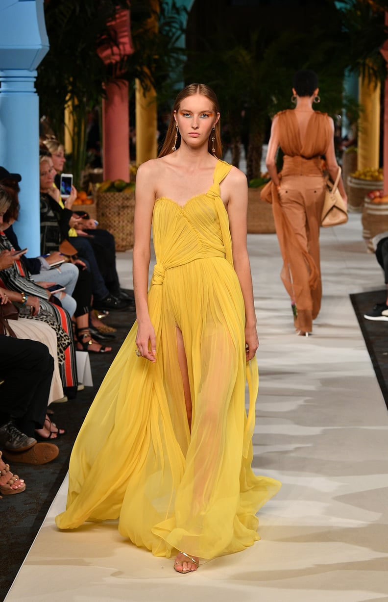 Lili Reinhart s Yellow Oscar de la Renta Gown POPSUGAR Fashion