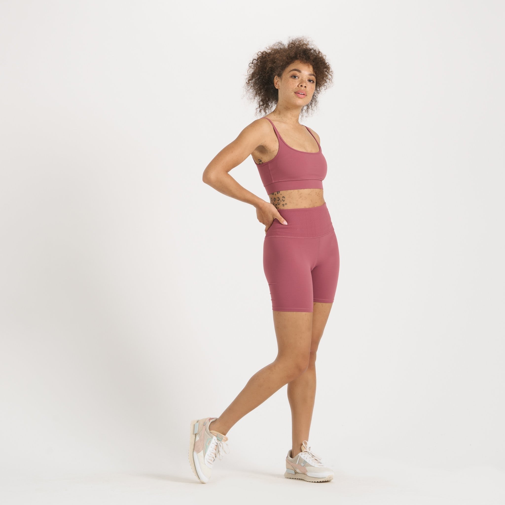 The Best Vuori Workout Clothes For Women