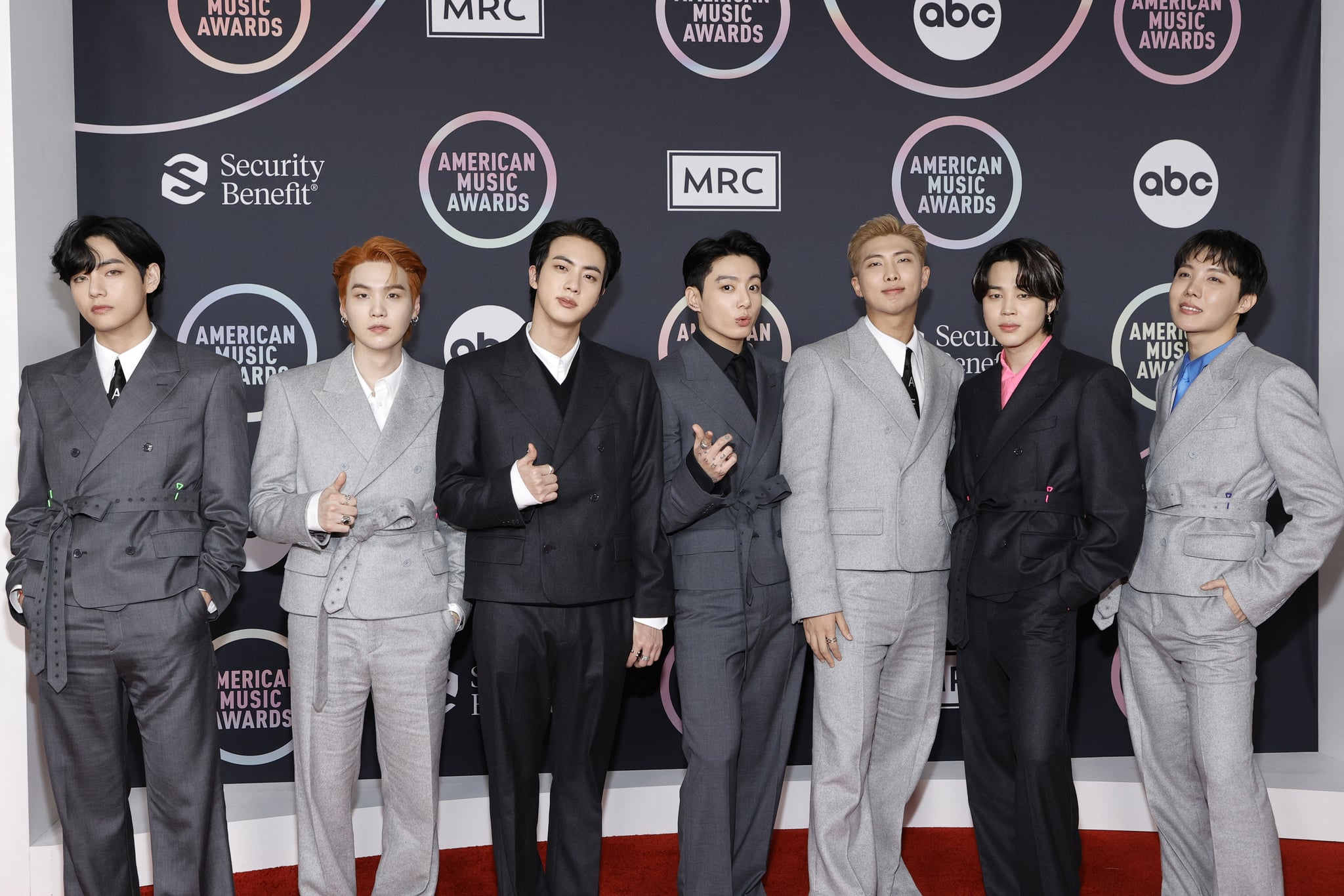 LOS ANGELES, CALIFORNIA - NOVEMBER 21: (L-R) V, Suga, Jin, Jungkook, RM, Jimin, and J-Hope of BTS attend the 2021 American Music Awards at Microsoft Theatre on November 21, 2021 in Los Angeles, California. (Photo by Amy Sussman/Getty Images)
