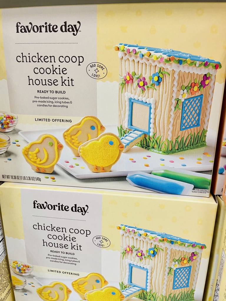 Easter Activity: Favourite Day Easter Chicken Coop House with Chicks Cookie Kit