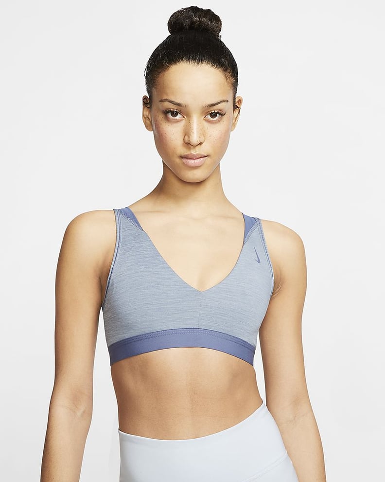 Nike Yoga Women's Light-Support Twisted Keyhole Sports Bra